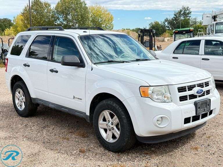 2011  Ford  Escape  4WD  SUV - Roller Auctions