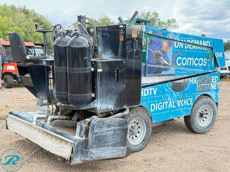 2003 Zamboni 500 Ice Resurfacer, CNG Fuel, 80” Width, Hours: 8,110, S/N: 7441 - Roller Auctions