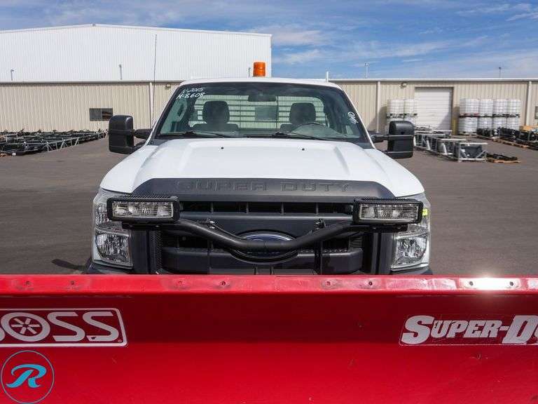 2015  Ford  F250  Super Duty XL  4WD  Pickup - Roller Auctions