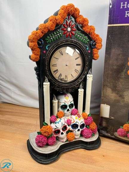 Day Of The Dead Clock - Like New/Clock Hands Fallen Off/Chipped - Roller Auctions