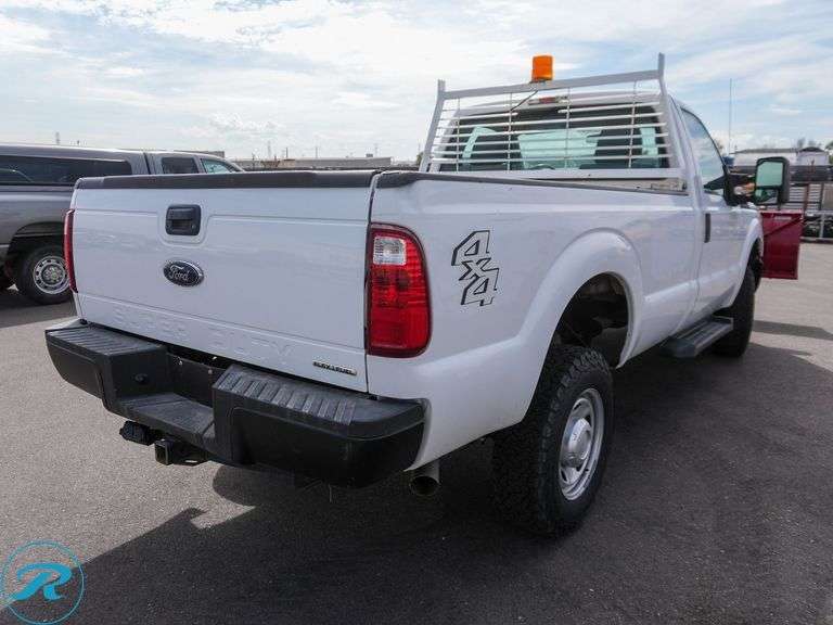 2015  Ford  F250  Super Duty XL  4WD  Pickup - Roller Auctions