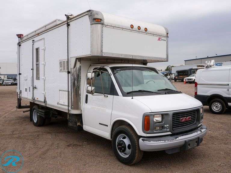 1997  GMC  3500  RWD  Mobile Office Truck - Roller Auctions