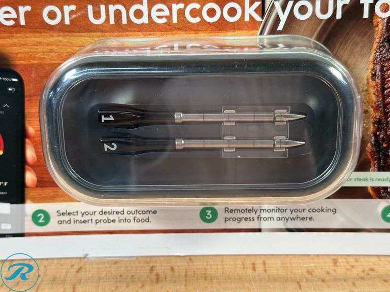 Chef iQ Smart Thermometer and Hub, 2 Probe Set - New - Roller Auctions