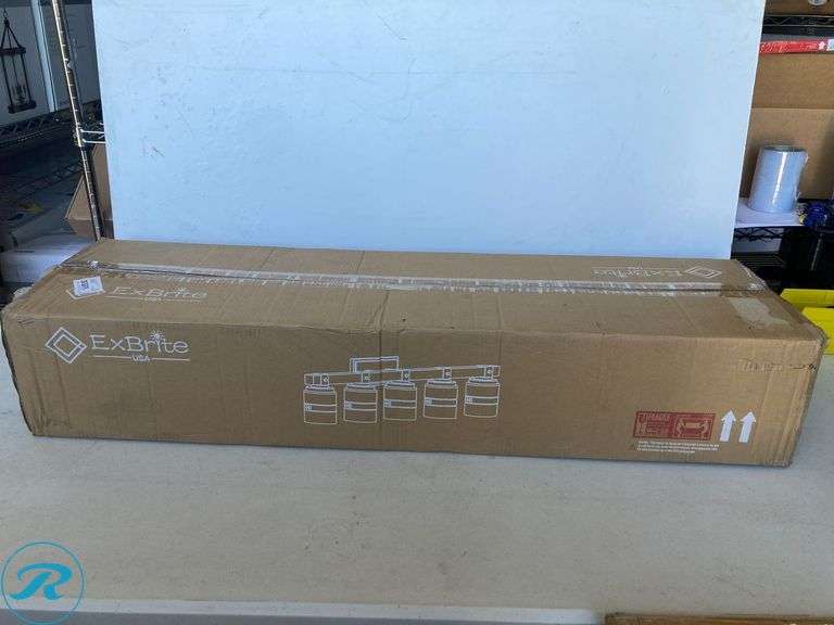 (1) ExBrite Industrial simplicity 40.94-in 5 -Light Matte Black Industrial Vanity light - Roller Auctions