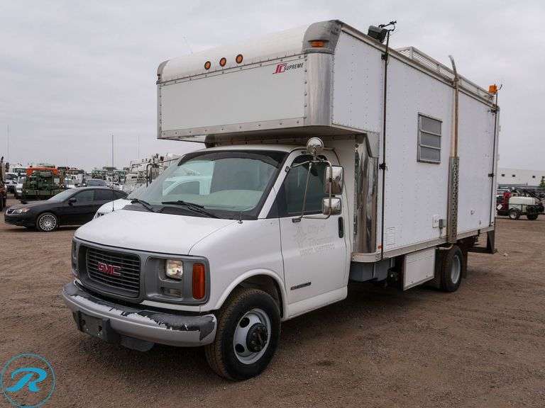1997  GMC  3500  RWD  Mobile Office Truck - Roller Auctions