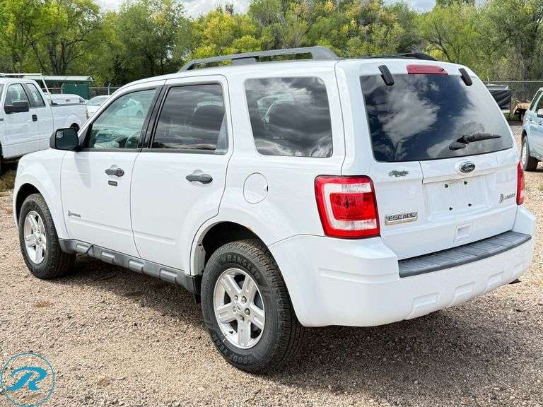 2011  Ford  Escape  4WD  SUV - Roller Auctions