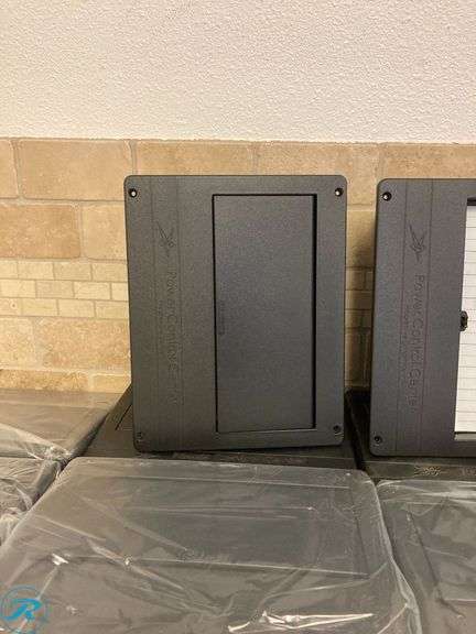 (10) New- Progressive dynamics PD55Kool black ac power control center 30 amp 120vac - Roller Auctions