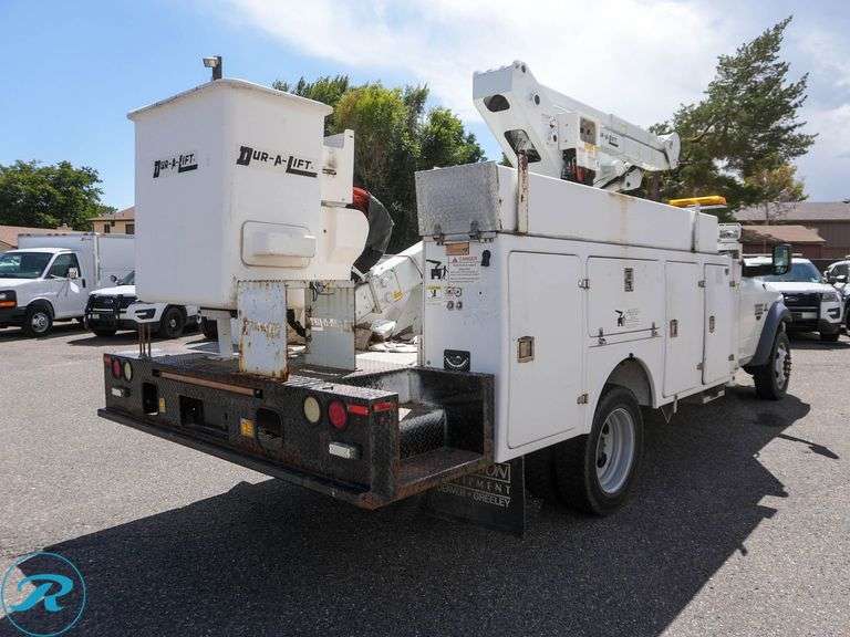 2015 Ram 5500 Heavy Duty 4WD Bucket Truck - Roller Auctions