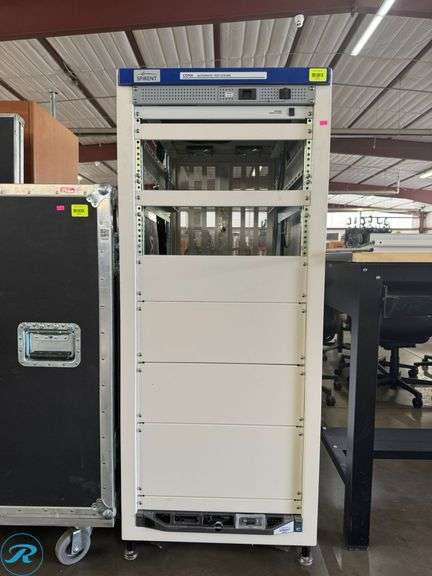 Spirent Rack 28 U Rack With Dell Power Edge R610, SR3610, Spirent With Power Rack ...