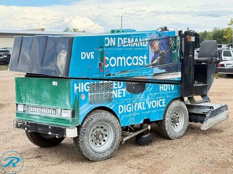 2003 Zamboni 500 Ice Resurfacer, CNG Fuel, 80” Width, Hours: 8,110, S/N: 7441