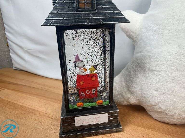 (3) Assorted Halloween Decorations - Used/Does Not Turn On - Roller Auctions