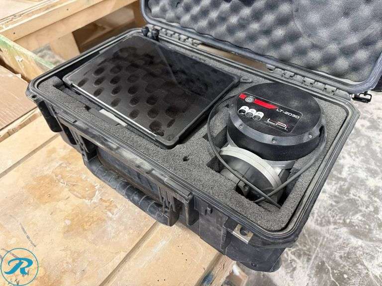 Laser Products Industries LT-2D3D Laser Templator System with Hard Case and Tripod - Roller Auctions