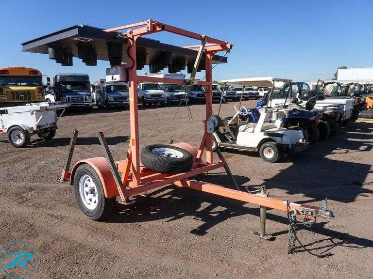 2010  Wanco  Towable Arrow Board