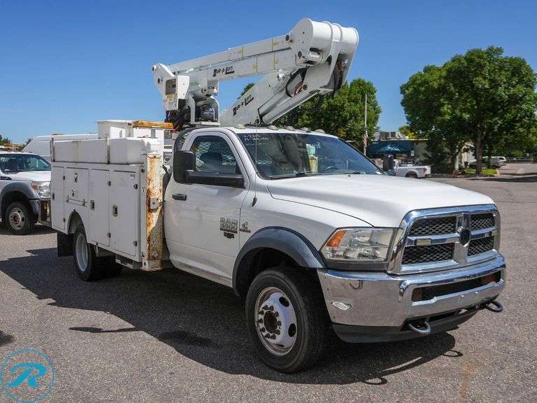 2015 Ram 5500 Heavy Duty 4WD Bucket Truck - Roller Auctions