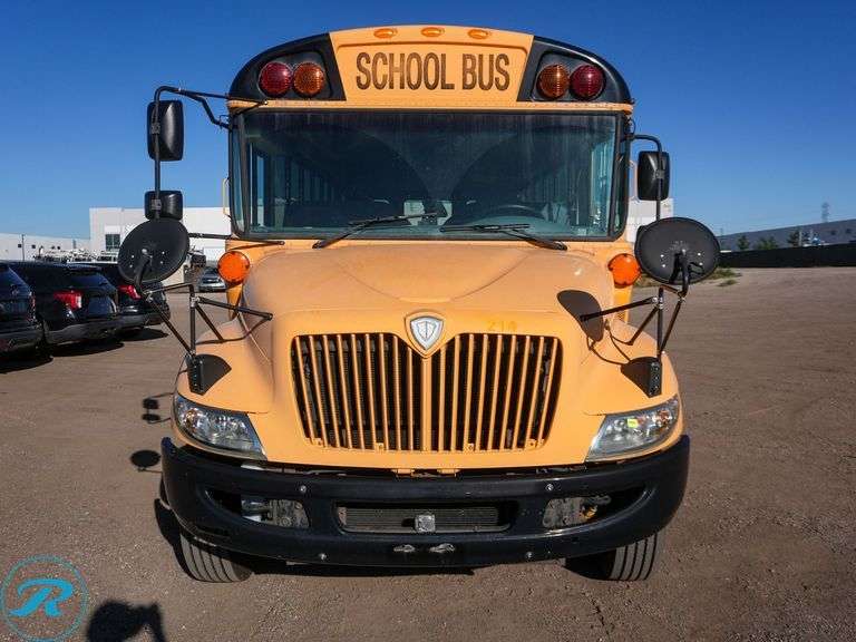 2011 International CE RWD 36-Passenger School Bus - Roller Auctions