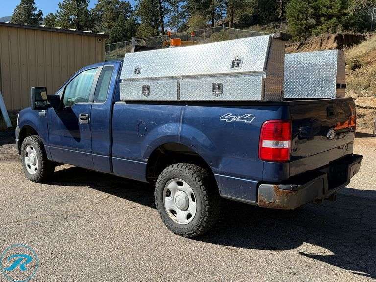 2007  Ford  F150  XL  4WD  Pickup - Roller Auctions