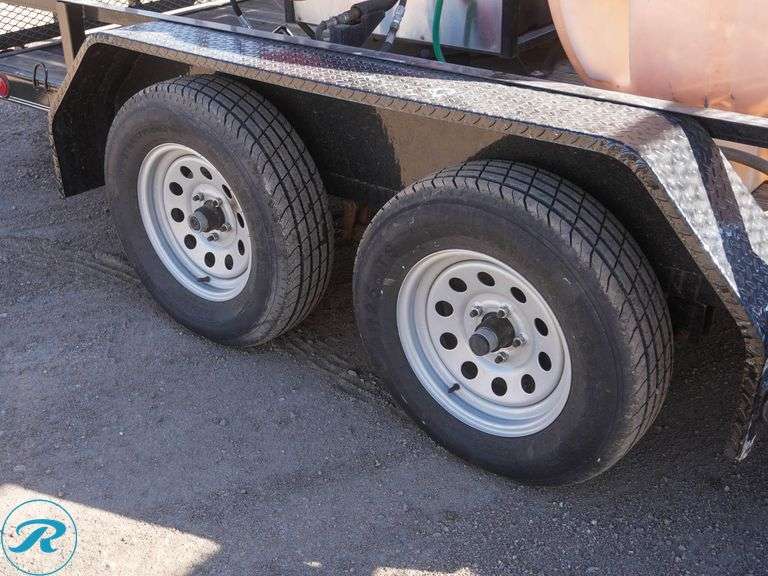 2017 Load Trail T/A Pressure Washer Trailer - Roller Auctions