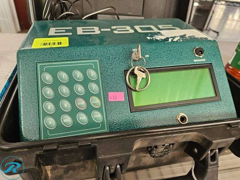 Erchonia Medical EB-305 Electromedical Device in Carrying Case - Roller Auctions