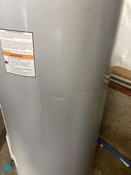 (1) New- A.O. Smith Signature 100 50-Gallons Short 6-year Warranty 4500-Watt Double Element Electric Water Heater (has some minor dents and scratches see photos) - Roller Auctions