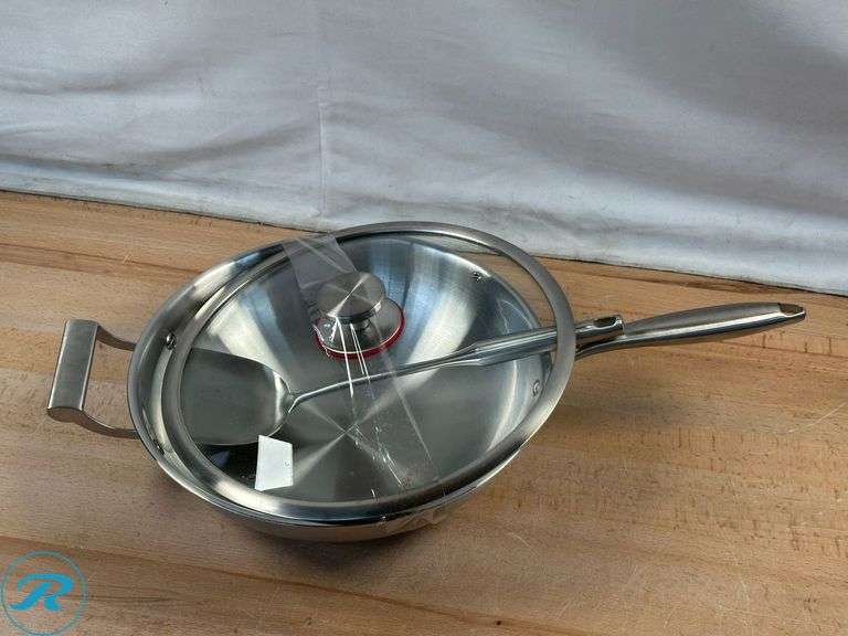 Kirkland Signature: Hard Anodized Skillets 3-piece- Like New; MiU: Stainless Steel Wok- Like New - Roller Auctions
