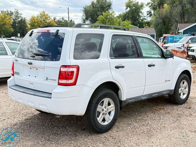 2011  Ford  Escape  4WD  SUV - Roller Auctions