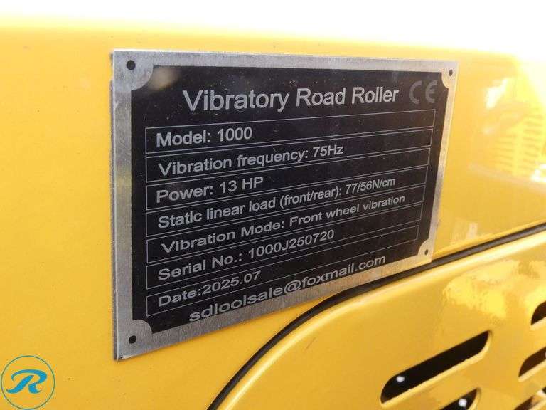 New  Sdlool  1000  Hydraulic Ride-On Vibratory Double Drum Roller - Roller Auctions