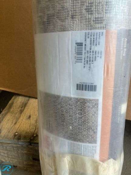 (1) New- allen + roth Elisa 5 x 7 (ft) Loomed Gray Rectangular Indoor Geometric Pet Friendly Area rug - Roller Auctions