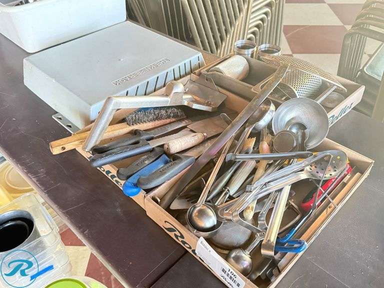 Kitchen Utensils and Tools, Includes Knives, Ladles, and Brushes