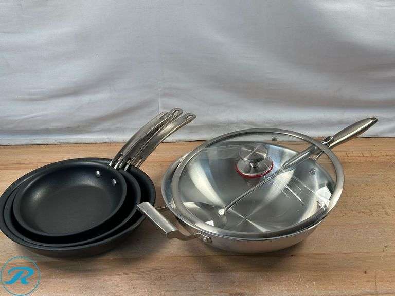 Kirkland Signature: Hard Anodized Skillets 3-piece- Like New; MiU: Stainless Steel Wok- Like New - Roller Auctions