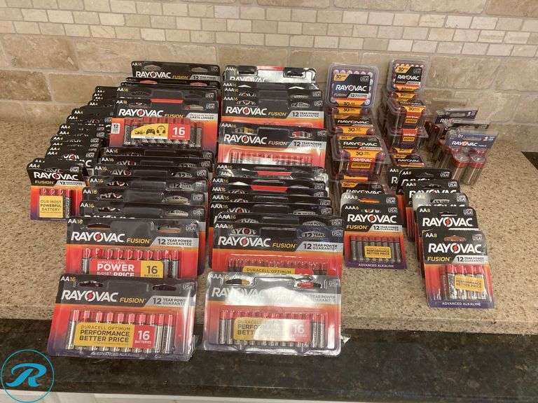 (109) Assorted battery lot )all different sizes AA, AAA, D (all good condition exp 12/2023) (work perfectly) See photo - Roller Auctions