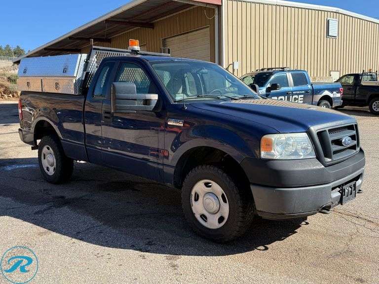 2007  Ford  F150  XL  4WD  Pickup - Roller Auctions