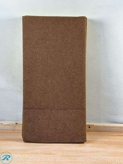 (5) Hogs Hair Pollishing Pad, Large- New; (5) Hogs Hair Polishing Pad, Medium- New; Scotch-Brite™ Clean & Shine Floor Pads, 28" x 14", Case Of 5 Pads- New - Roller Auctions