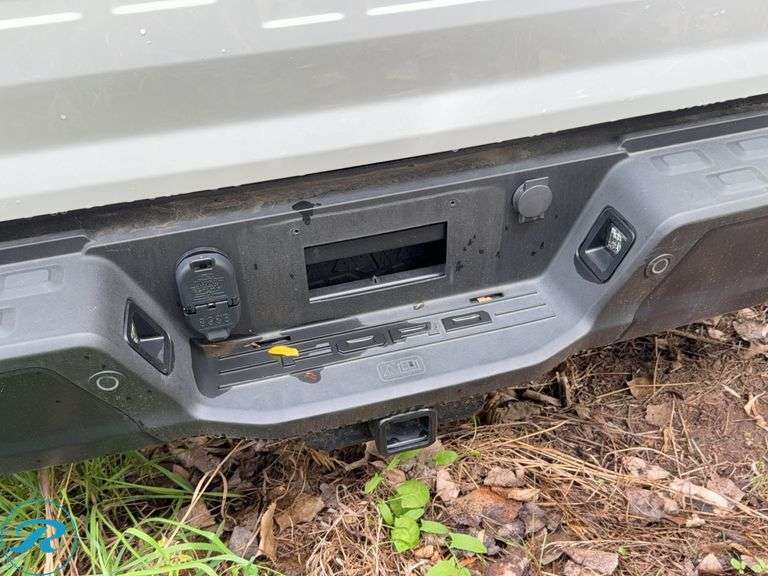 2023  Ford  F-150 Lightning  Pro  AWD Crew Cab  Pickup - Roller Auctions