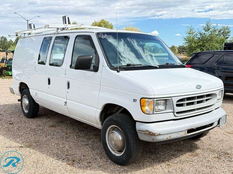 1998  Ford  E250  RWD  Cargo Van - Roller Auctions