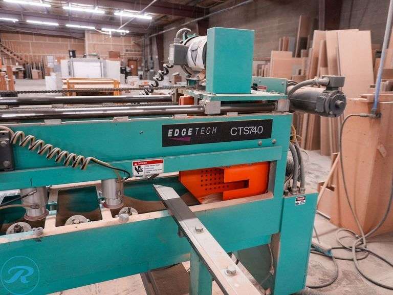 Edgetech CTS740 Countertop Miter Saw w/ Dust Collector, S/N 99070260 - Roller Auctions