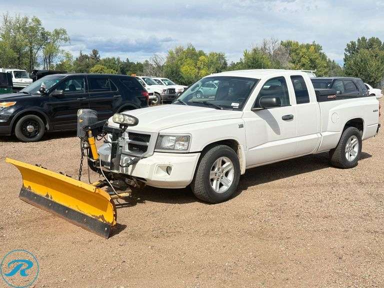 2009 Dodge Dakota Big Horn 4WD Super Cab Pickup - Roller Auctions