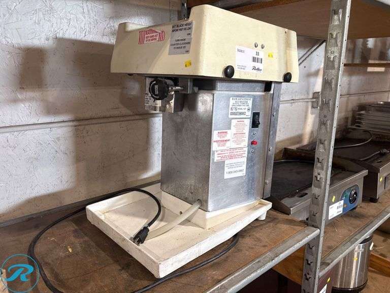 Gold Medal Model 1027 Hawaii’s Finest Ice Shaver, 120 Volts