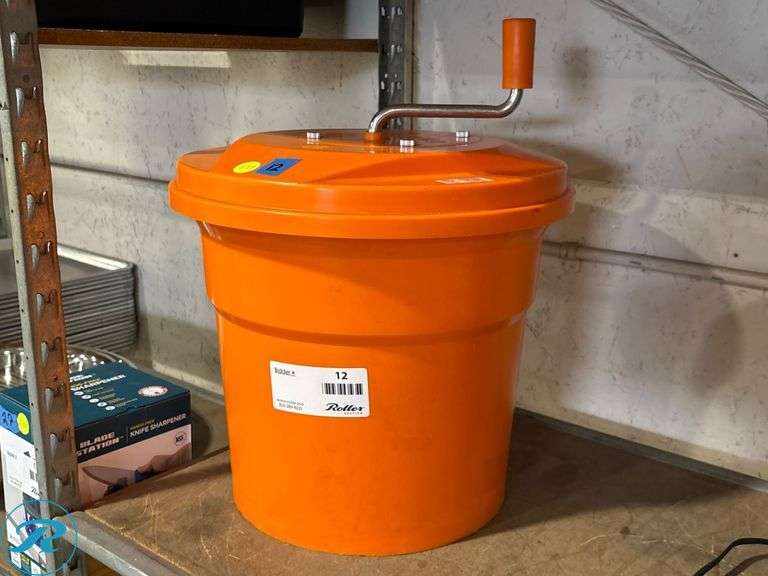 Dynamic 5-Gallon Salad Spinner