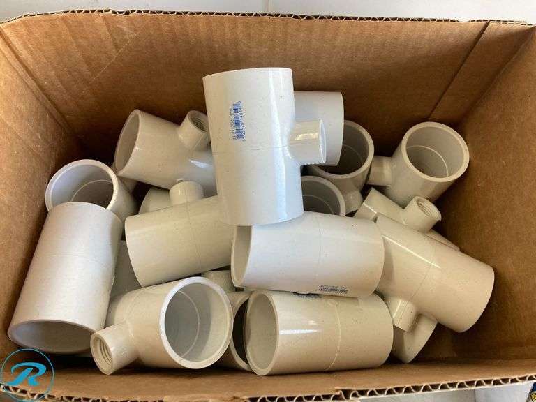 (334) New- Assorted PVC plumbing supplies See photos - Roller Auctions