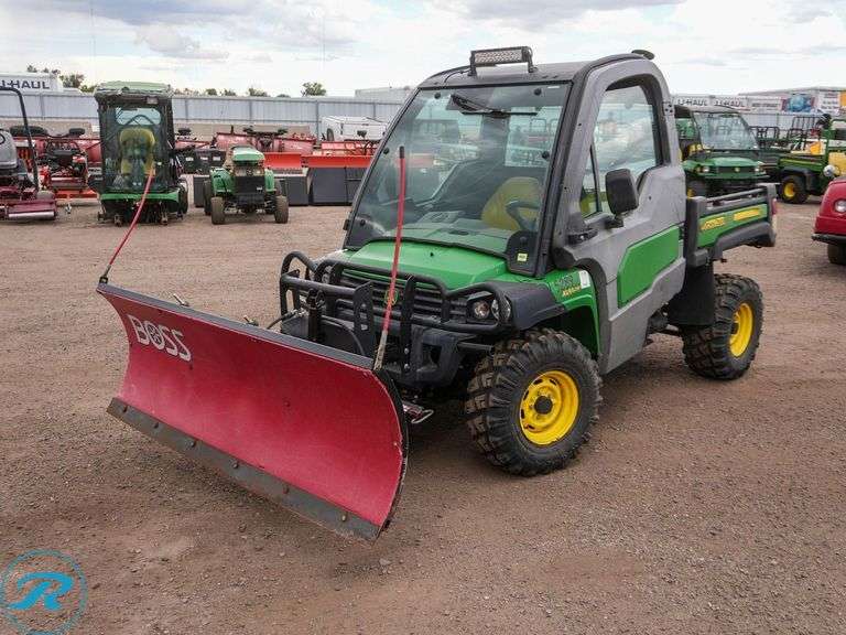 2018  John Deere  XUV 825E  4WD  ATV