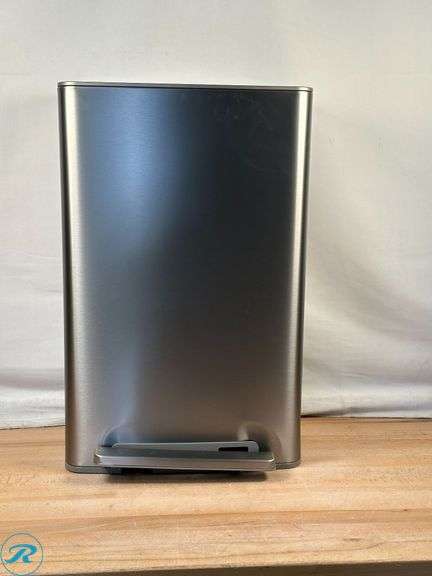 Kohler 47L Step Trash Can - New - Small Damage - Roller Auctions