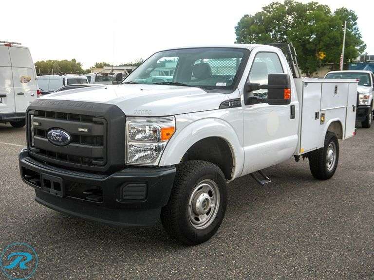 2015  Ford  F250  Super Duty XL  4WD  Utility Truck