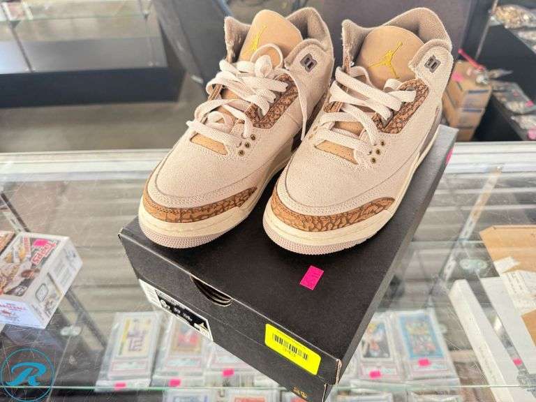 Air Jordan 3 Retro GS Sneakers, Model DQ8423-103, Size 6Y - Roller Auctions