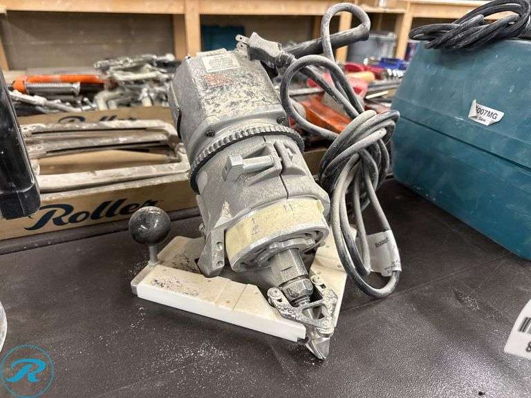 Porter-Cable 7519 Production Router, 120V, 60Hz, 15A