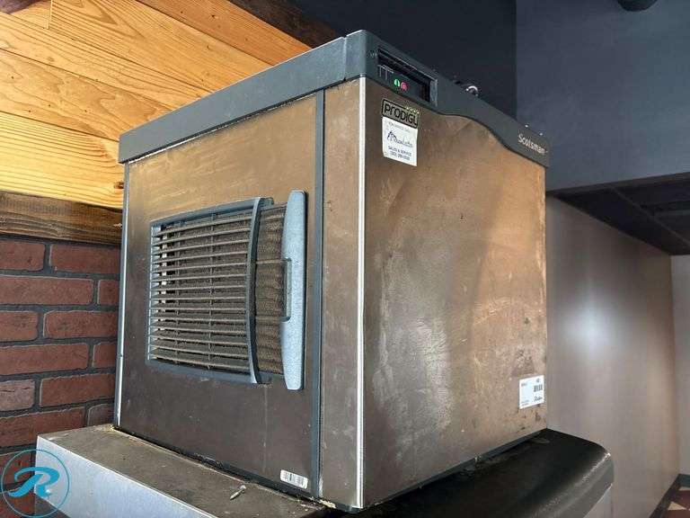 Scotsman Prodigy C0522SA-1A Air Cooled Icemaker - Roller Auctions