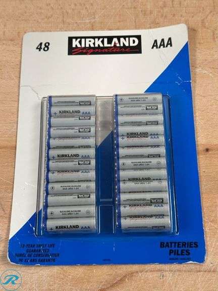 Kirkland Signature Alkaline AAA Batteries, 216 ct- New/ Open Box - Roller Auctions