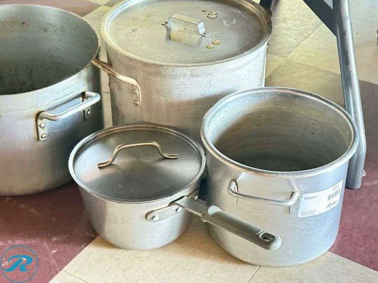 Commercial Aluminum Stock Pots and Saucepan with Lids - Roller Auctions
