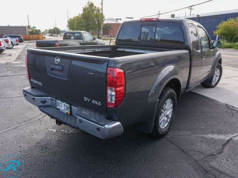 2014  Nissan  Frontier  SV  4WD  Pickup - Roller Auctions