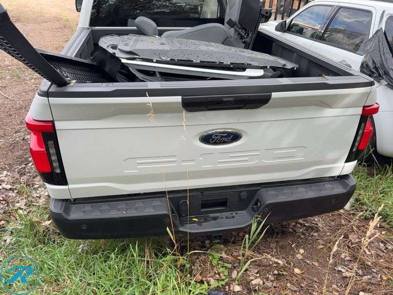 2023  Ford  F-150 Lightning  Pro  AWD Crew Cab  Pickup - Roller Auctions