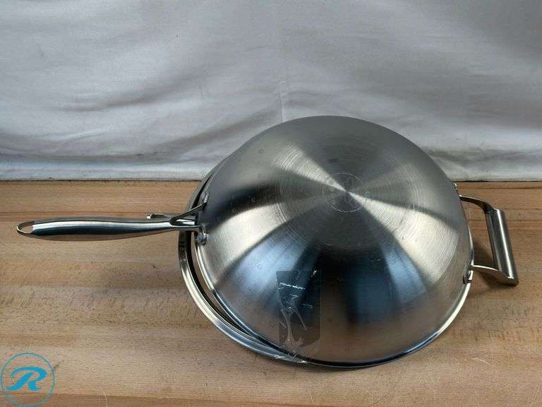 Kirkland Signature: Hard Anodized Skillets 3-piece- Like New; MiU: Stainless Steel Wok- Like New - Roller Auctions